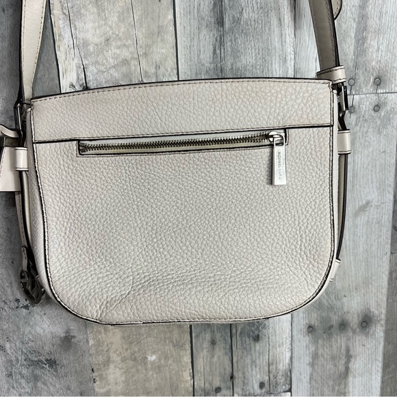 M MICHAEL KORS Medium Romy Optic White Saddle Crossbody Leather Bag - Picture 7 of 13